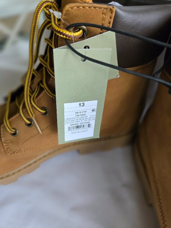 Goodfellow Tahoe Lug Work Boots - Mens size 13 - NEW